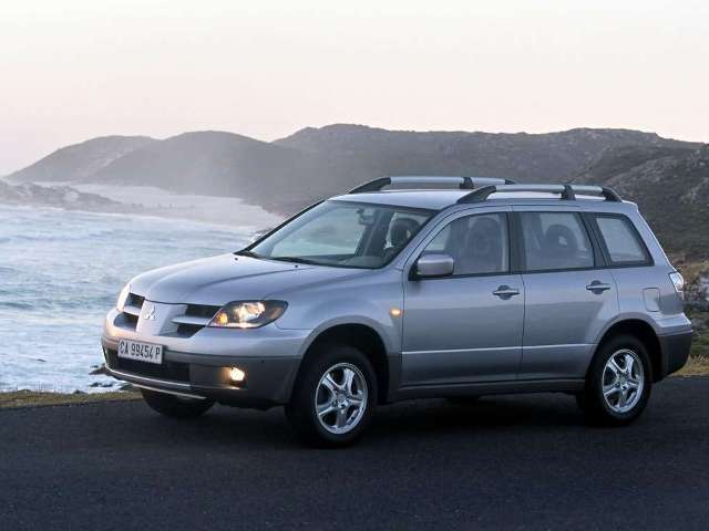 Mitsubishi Outlander I